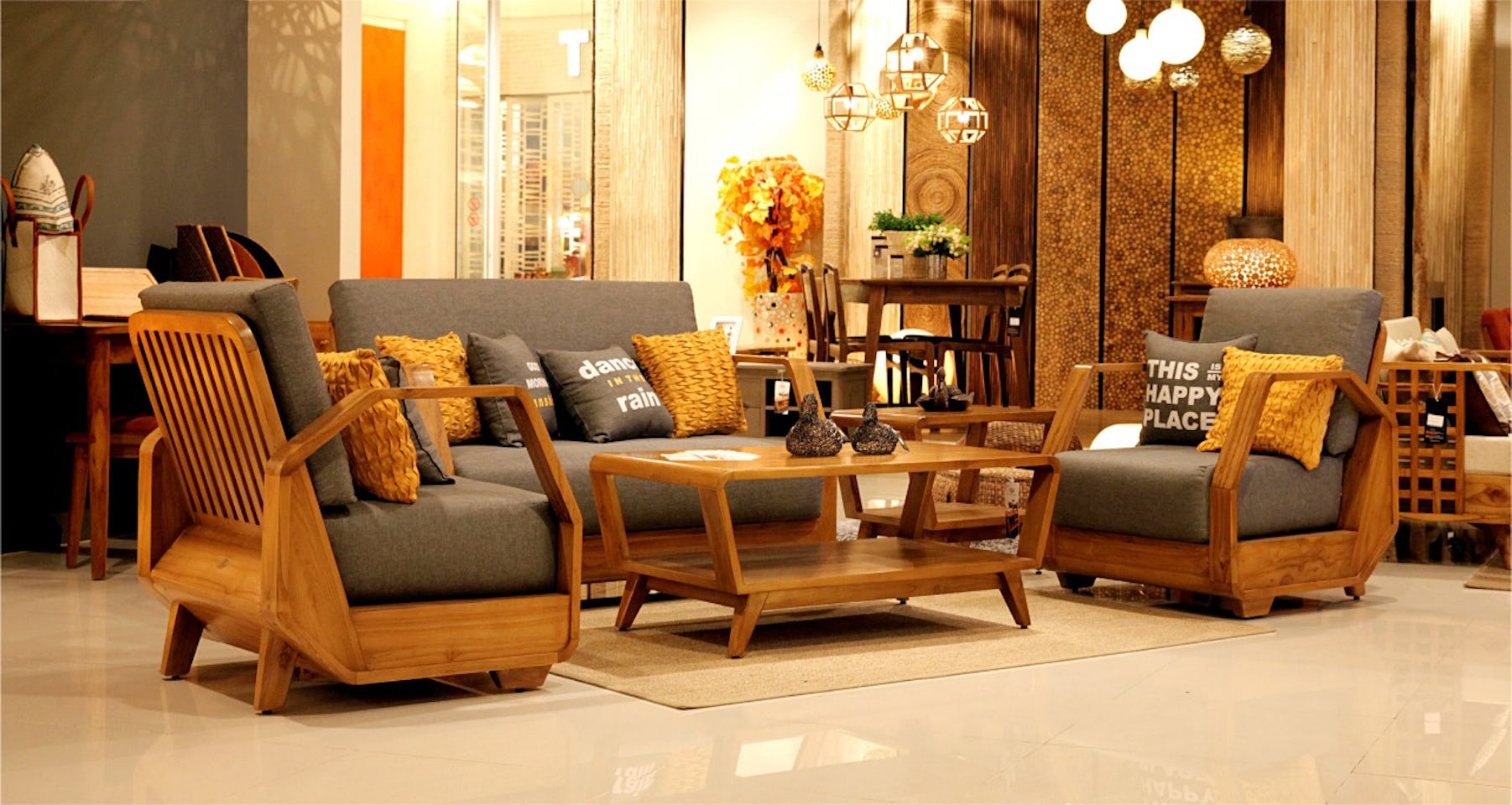 Mengombinasikan Furniture Kayu dengan Desain Interior Rumah